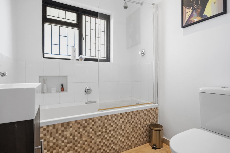 4 Bedroom Property for Sale in Tokai Western Cape